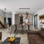 Villa De La Vie *