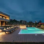 Villa De La Vie Rasa