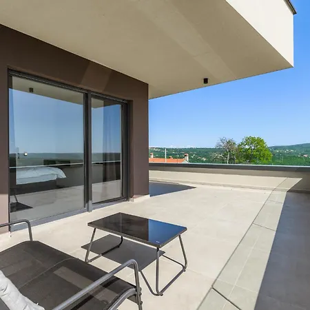 De La Vie Villa